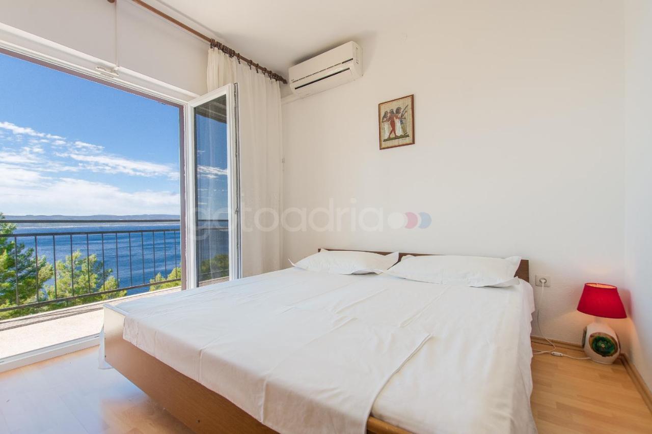 Near The Beach Apartments Jagodia Brela Exterior photo